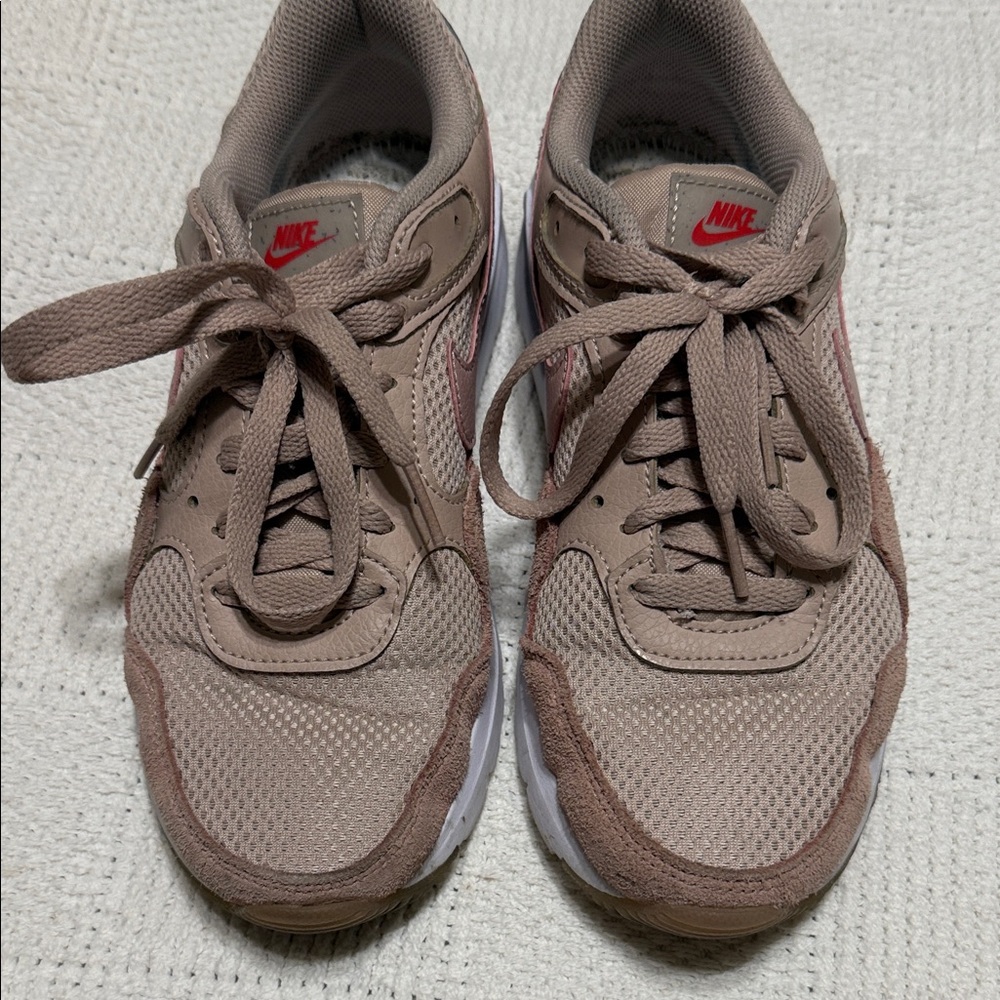 Nike Pink Women's Running Shoes